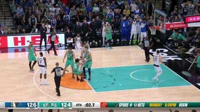 [Highlight] Tre Jones intentionally misses the FT and gets fouled by Bertans but then only converts 1/2 and doesn't tie the game