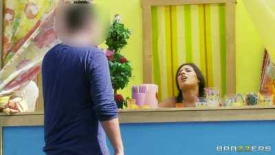 Jynx Maze's Exciting New Business Strategy - Secret Public Sex