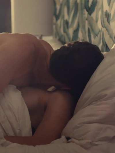 Alex’s best scene in White Lotus