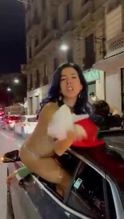 I prefer Italian soccer fans