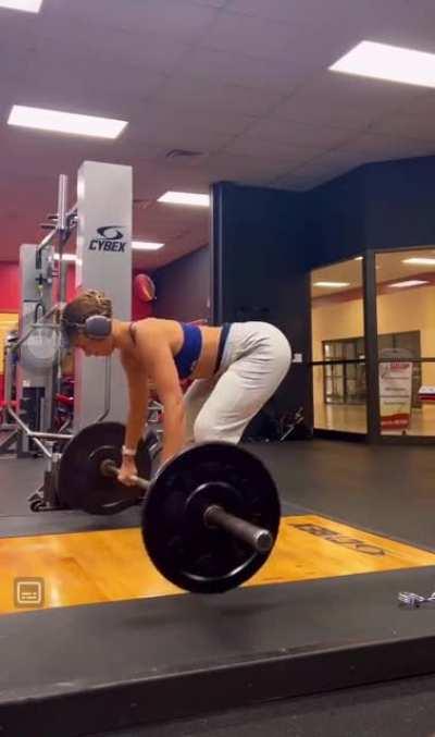 her ass even looks fat in sweats