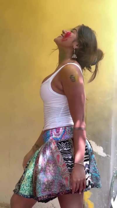 Sofia Ansari Holi Tease