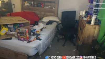 The Annual Fourth of July Dumbass award goes to IShowSpeed Congratulations