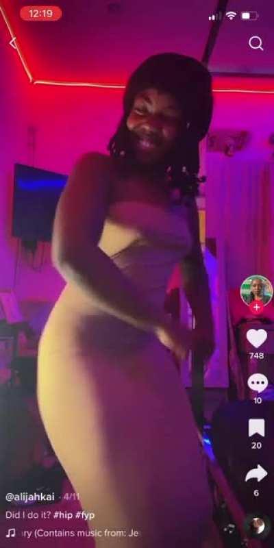 Alijah Kai @alijahkai (daughter of Tichina Arnold aka Pam from Martin Lawrence show)