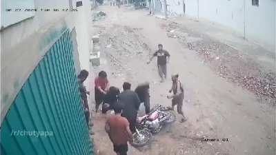 Not your typical chancla but it fits the sub: Chanclas + Justice