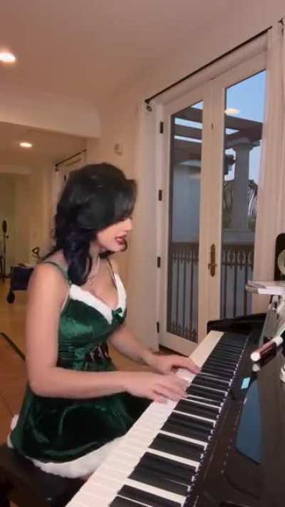 Merry Christmas from the greatest singer in the world.