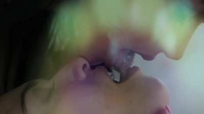 Sara Luvv & Giselle Mari cumswap