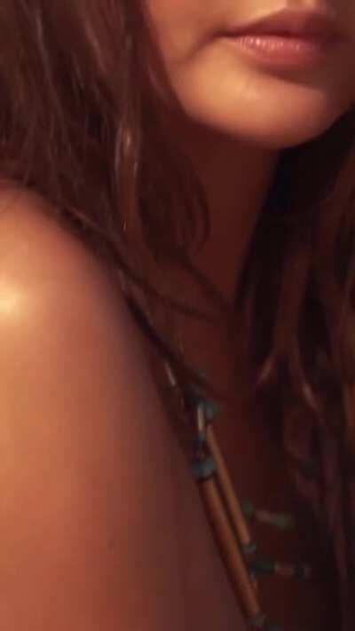 Chrissy Teigen - Sports Illustrated Swimsuit 2017 - Uncovered Vertical Edit