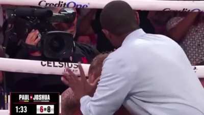 ACTUAL HEAVYWEIGHT BOXER VS YOU TUBER "🤯"