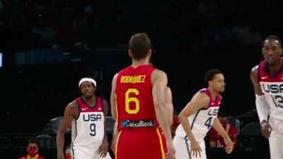 [Highlight] Pau Gasol Kisses It Off The Glass With The Left