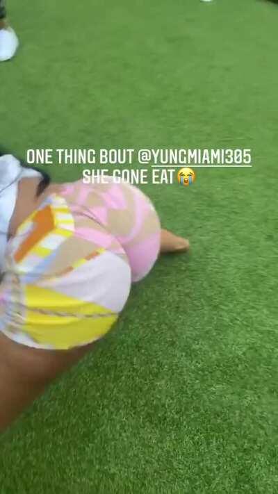 Miami got a phat ass tho