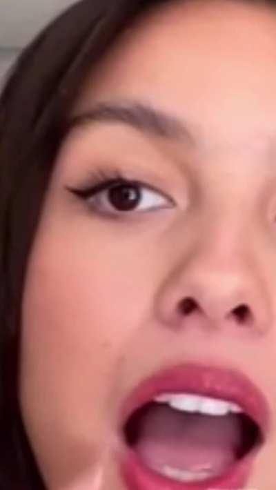 Olivia Rodrigo’s tongue is top 5 hottest tongues among celebrities