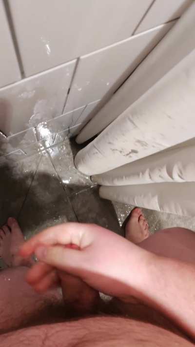 It's a shame that I had no target to hit with my warm stream...