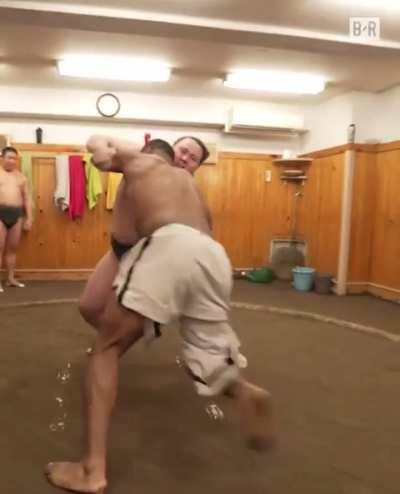 [Highlight] Micah Parsons and CJ Stroud 1-on-1 Drills against a Sumo Wrestler