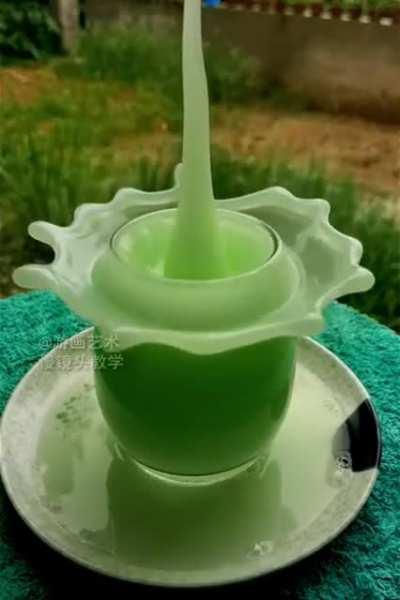 Incredible fluid motion-effects and interesting shapes produced when everyday objects are dropped in thickened water, apparent in slow-motion