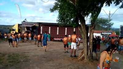 strong bass clears out crowd real quick