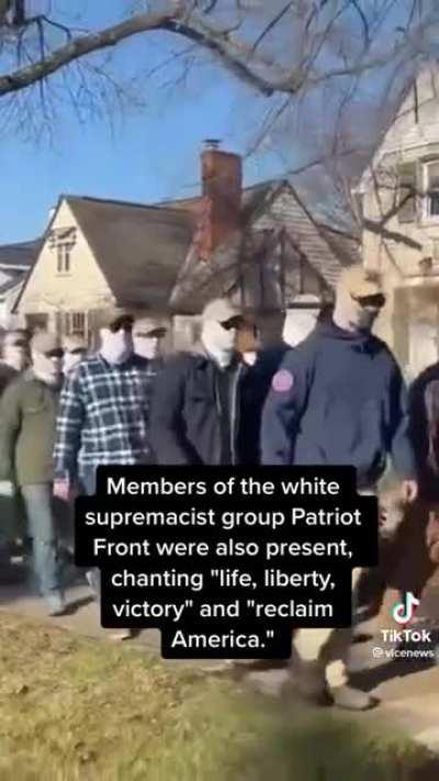 Patriot front and other far-right groups target drag event