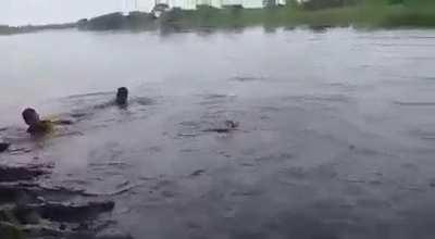 HMB while I dive in the river