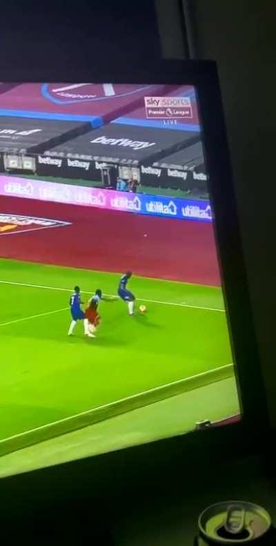 How can someone tell me Antonio Rudiger is not Chelsea worst defender