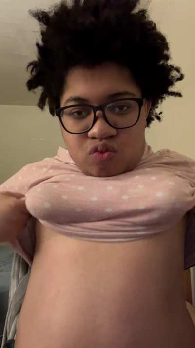 Here’s a lil boob drop <3