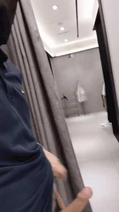 [Proof] Me Cumming in dressing room