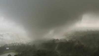 Insane close range video of a tornado just southeast of Yazoo City yesterday. Drone was lost