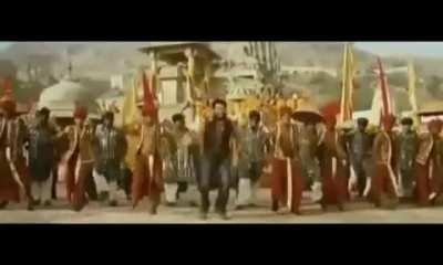 Evaraina attack on Titan chusara?