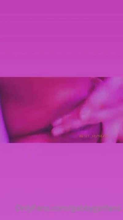 Gabby pink lips👄.