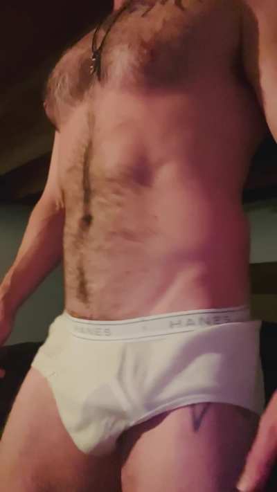 Hold on for the bush reveal…
