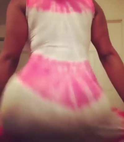 When your ass wants out but you don’t want to get banned on IG