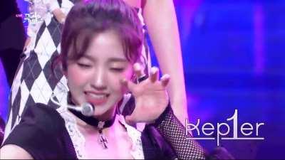 [220114] Yeseo the Ending Fairy @ KBS Music Bank