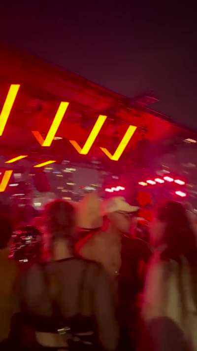 Someone please ID this song 😭🙏