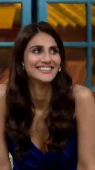 Vaani Kapoor deep valley 