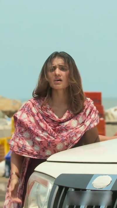 Hruta Durgule in sleeveless Anarkali