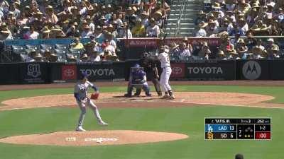 [Highlight] [Highlight] Dodgers legend Joe Kelly destroying the Padres lineup again