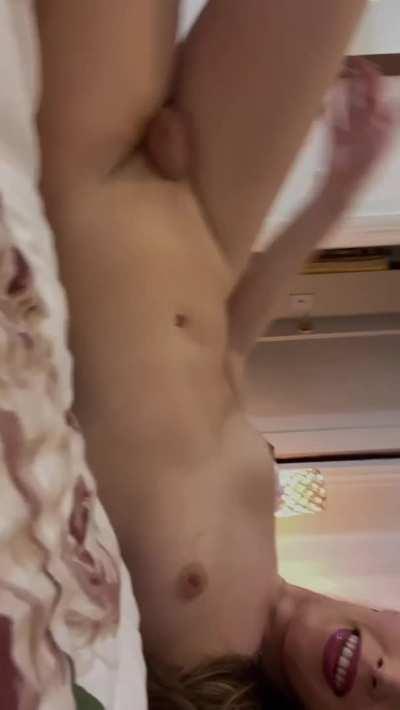 Pretty face with a delicious surprise 😚