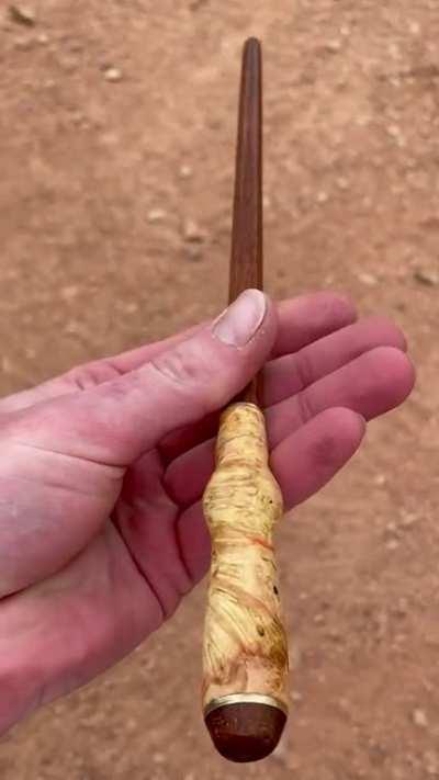 The Boxelder Burl definitely adds a sophistication to the wand.