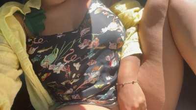 I love making myself cum in public