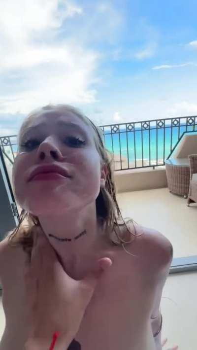 My ex didnât like his cock sucked, so now I take his brothers load all over my face!