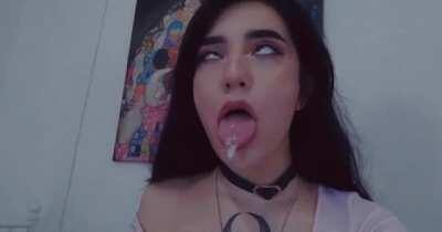 oh, someone came up from behind and grabbed my ass🍑😳