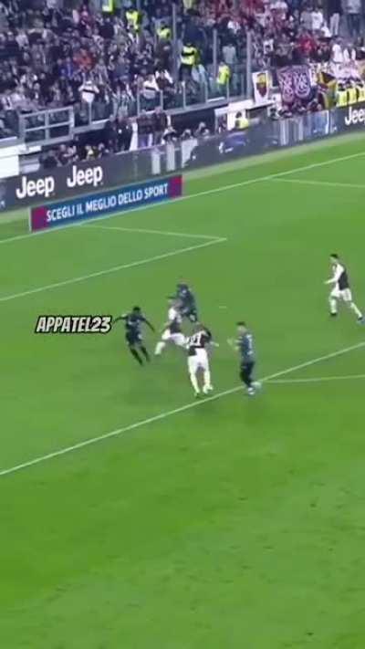 Great Tiki Taka from Juve