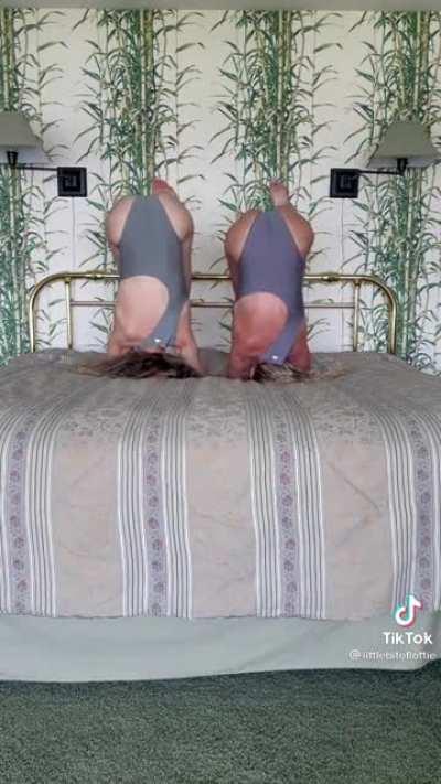 ❤ shaped booties and phat 🐈