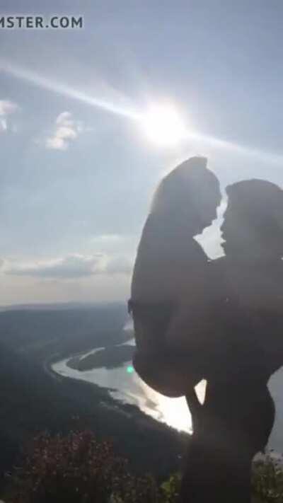 White Girl Carry Fucked In The Mountains