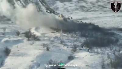 Russian VDV attack with BMD-4s and ATVs in Zaporizhzhia is stopped by Ukrainian drones, artillery and mines. February 2025