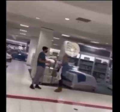 Um uh uhhhhmmm...........