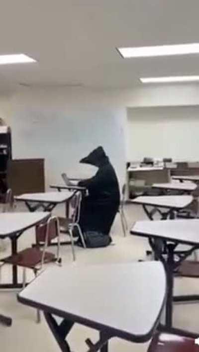 öhöm öhöm öhöm