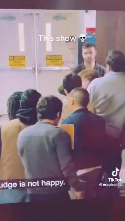 Juror takes an edible to stay awake (from r/tookjustenough)