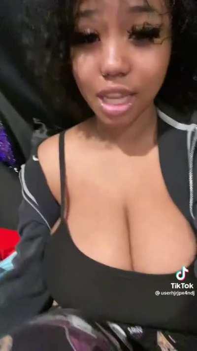 Big boobs Afro latina