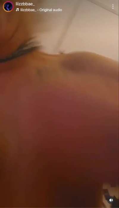 Tits-a-swinging(slow-mo)