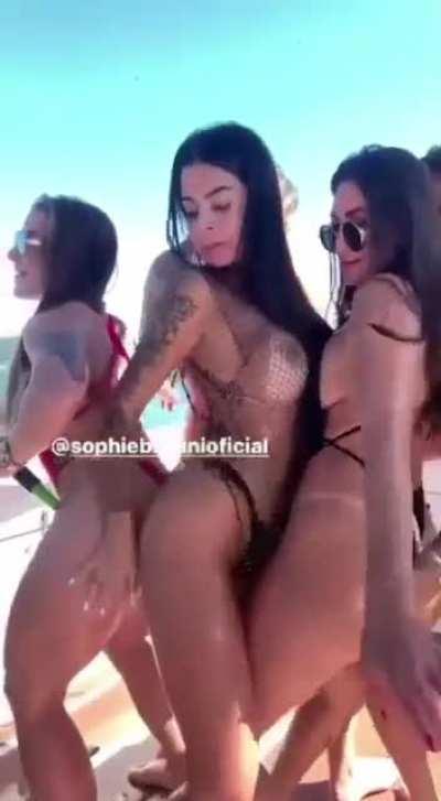 Sophie Buttini Lancha 5